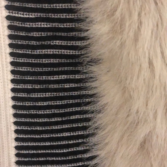Faux fur vest - Picture 4 of 5